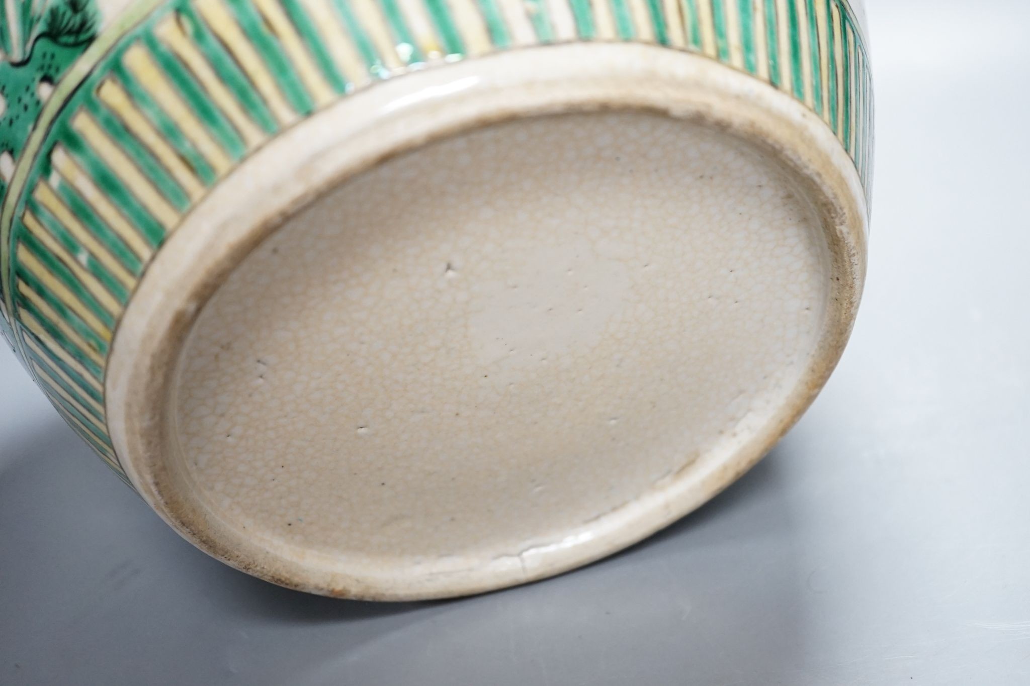 An early 20th century Chinese famille verte crackle glaze jar, 30cm